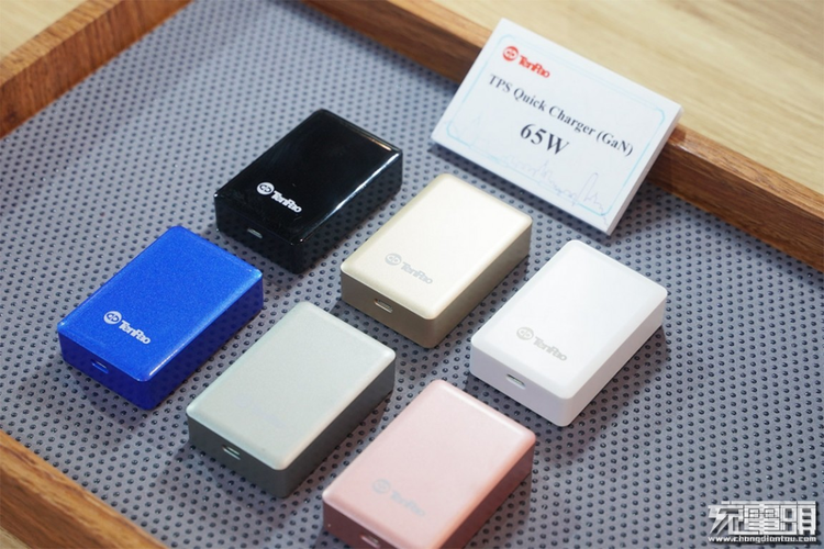 专注电源技术研发40年,设计和制造安全可靠的电源与智能充电器产品,为